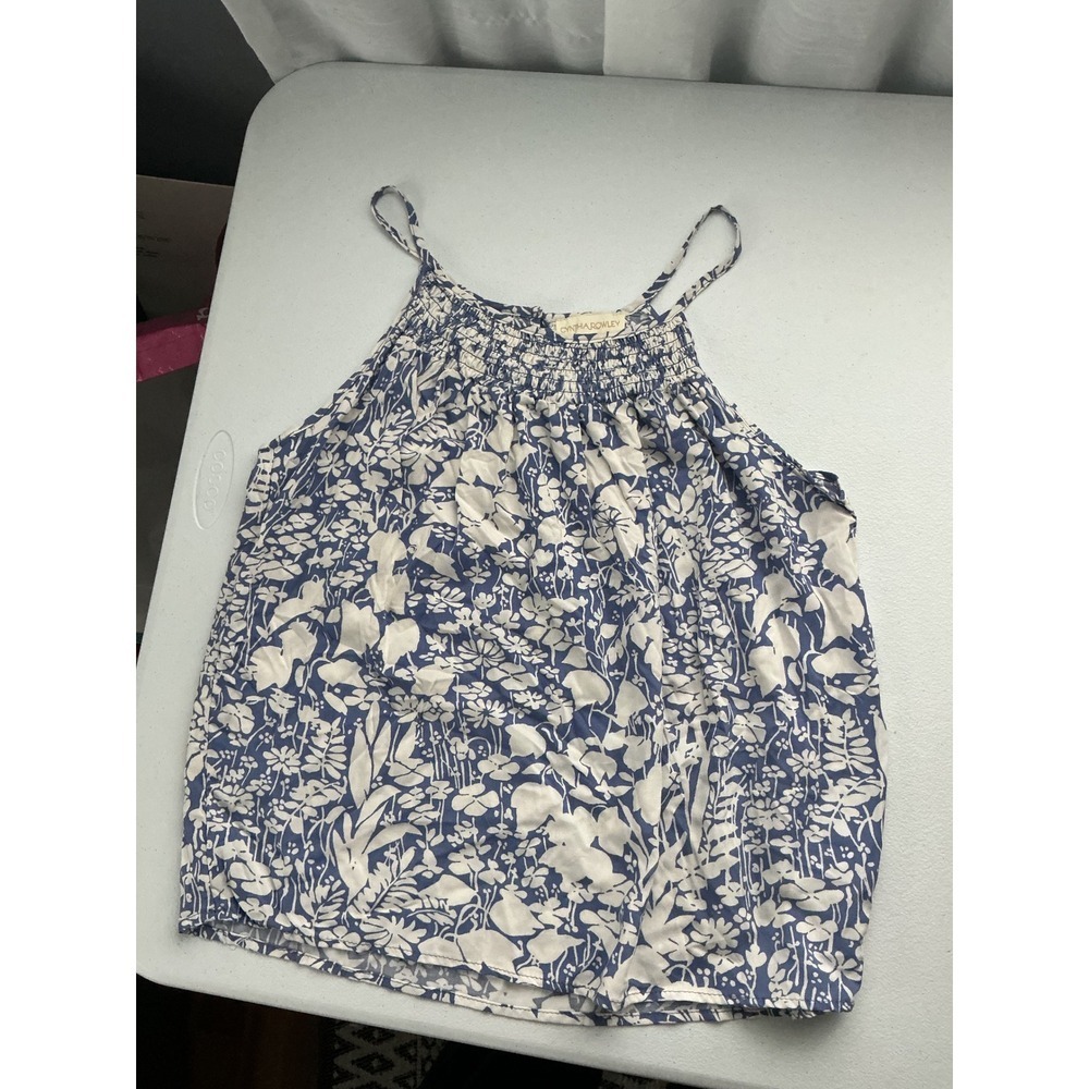 Cynthia Rowley Women's Floral Print Sleeveless Smocked Neck Tank‎ Top - Small